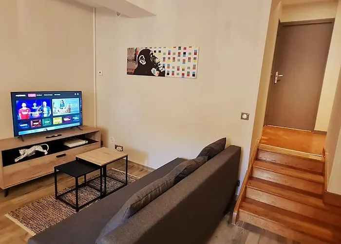 Le 56 Faubourg - Proche Centre - Parking Gratuit Apartment